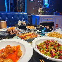 星璨火吧KTV聚會餐廳大慶路店 音樂與美食的完美交融